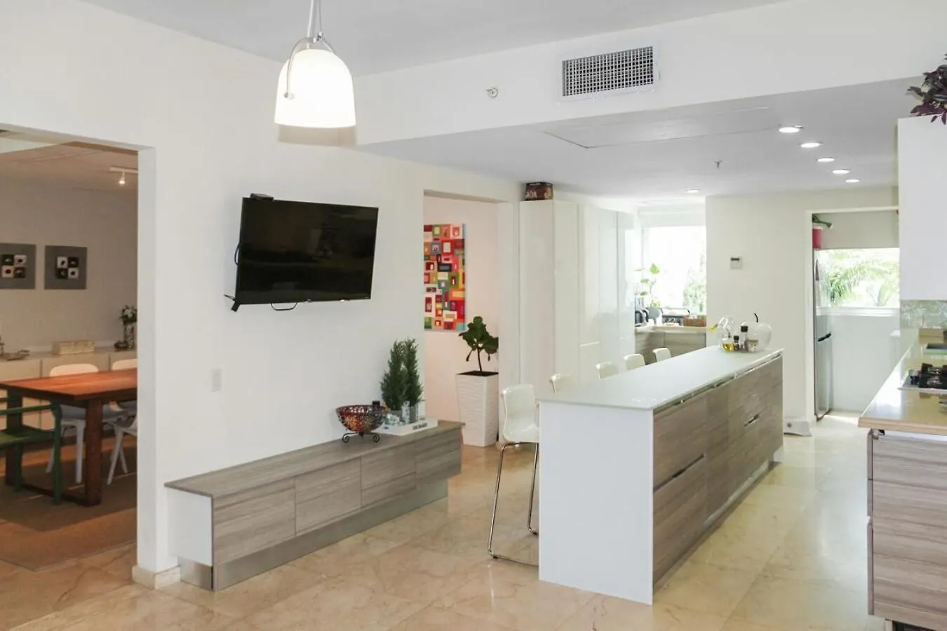 Apartman Modern Ground Level, 4 Bedroom Condo Palm Beach